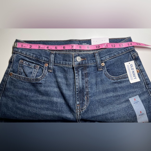 Old Navy Women's Size 2 Blue Boyfriend Mid Rise Cut Off Jeans - Picture 3 of 9